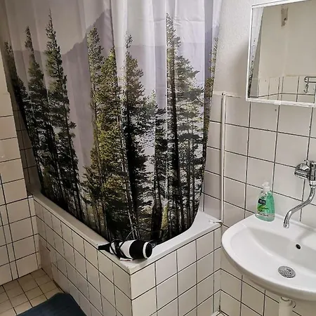 Apartment 2 Apartment, For 6 People, 72m². Fully Furnished, Kitchen, Air Conditioning, Fireplace! 1, Center, 5min Walk To Wenceslas Square. Skolska Street, Nove Mesto Prag