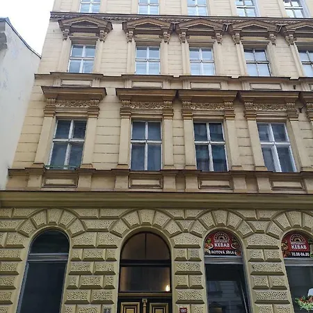 Apartment 2 Apartment, For 6 People, 72m². Fully Furnished, Kitchen, Air Conditioning, Fireplace! 1, Center, 5min Walk To Wenceslas Square. Skolska Street, Nove Mesto Prag